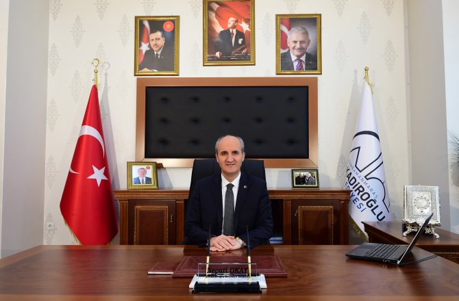 “İSTİKLAL MARŞIMIZIN HER MISRASINI İNCE İNCE İŞLEMİŞTİR”