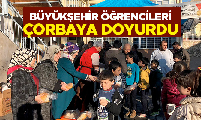 BÜYÜKŞEHİR ÖĞRENCİLERİ ÇORBAYA DOYURDU
