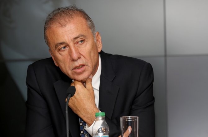 GALATASARAY'DA TOPSAKAL, BASKETBOL ŞUBESİNİ BIRAKTI