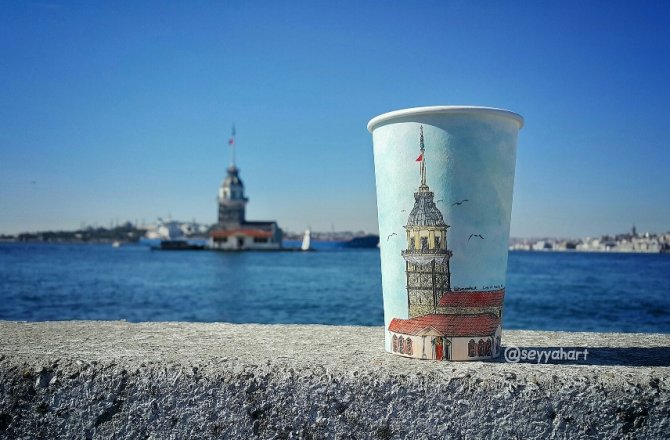 KAHVE BARDAKLARINA İSTANBUL’U ÇİZDİ