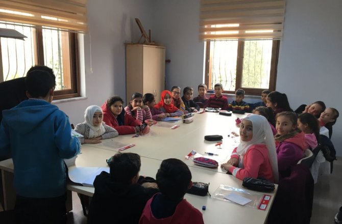 KARAZİYARET ADEM’DE ETÜD VE SİNEMA GÜNLERİ DEVAM EDİYOR