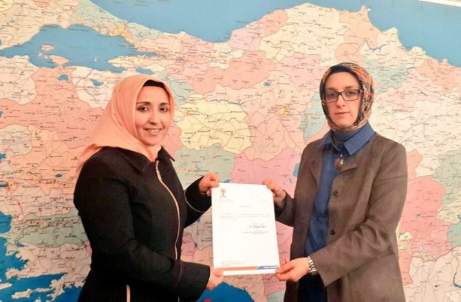 AK PARTİ EKİNÖZÜ KADIN KOLLARI BAŞKANLIĞINA ELİF KALMIŞ ATANDI