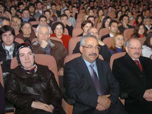 Doktorların Tiyatro Gösterisi