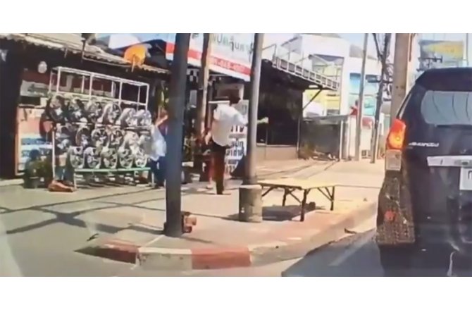 SEN İNSAN OLAMAZSIN!