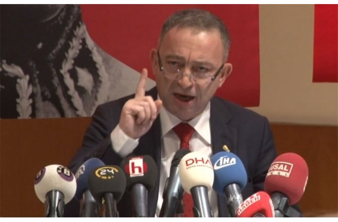 Kocasakal CHP Genel Başkanlığı’na aday oldu