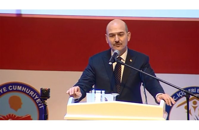 İçişleri Bakanı o eleştirilere tepki gösterdi