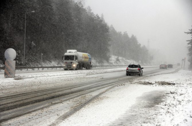 Bolu Dağı’nda yoğun kar