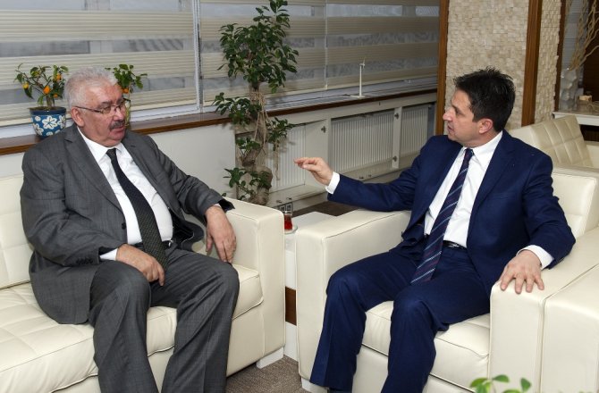 "MHP-AK PARTİ İTTİFAKININ HEDEFİ YÜZDE 70"