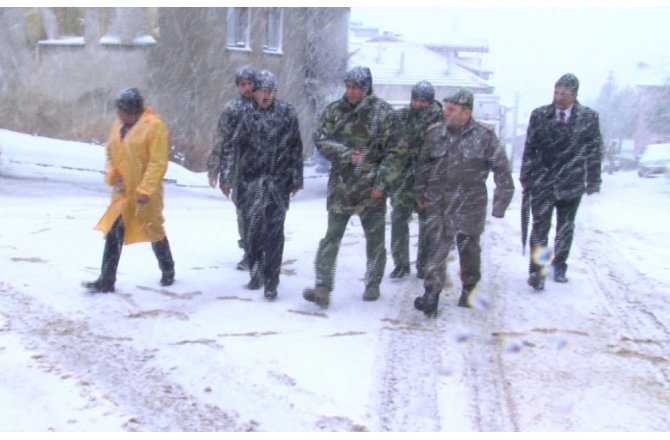 DÜŞEN ASKERİ UÇAK İÇİN KAZA KIRIM EKİBİ BÖLGEDE