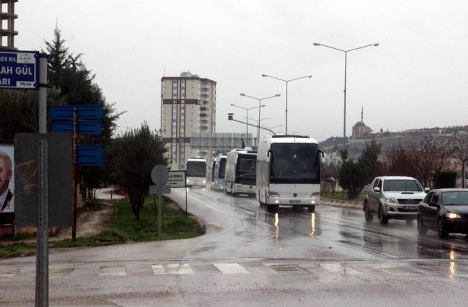 ÖSO ASKERLERİ OTOBÜSLERLE SURİYE’YE SEVK EDİLİYOR