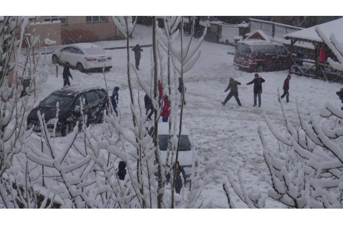 Yurttan kar manzaraları