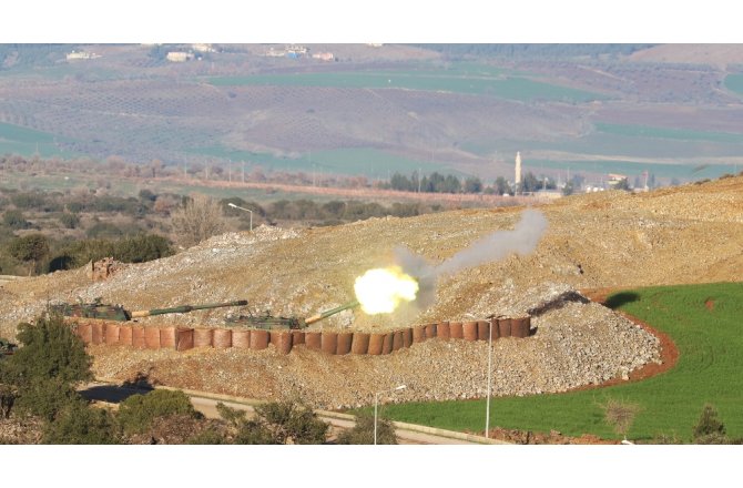 Türk obüsleri Afrin’i vurmaya devam ediyor