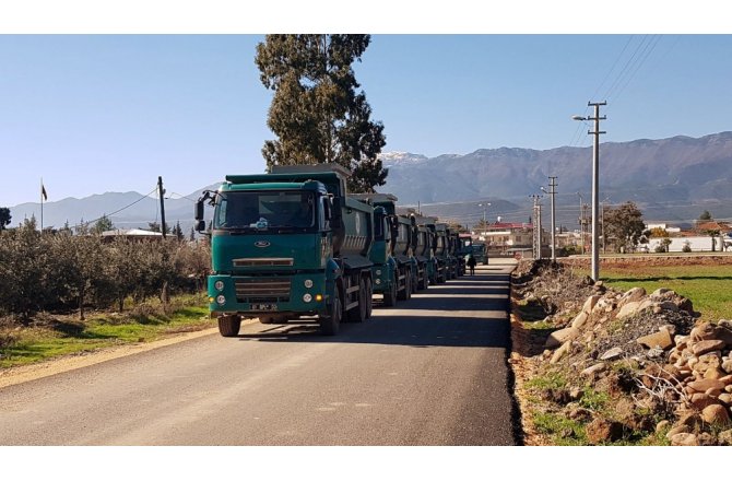 SINIRDA ASKERİ HAREKETLİLİK DEVAM EDİYOR