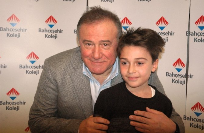 YÜCEL: "BİZİM ÖĞRENCİLERİMİZ ESKİ KÖYE YENİ ADET GETİRECEK"