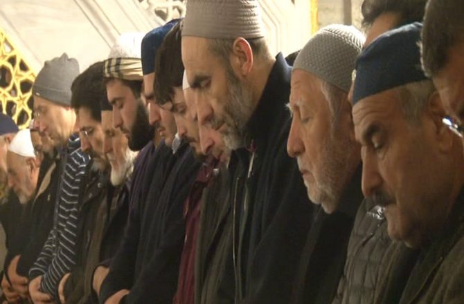 Mehmetçik için 90 bin camide dualar edildi