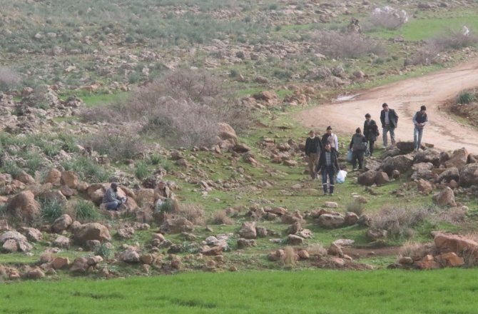HATAY’DA SINIR KARAKOLU YAKINLARINA ROKET DÜŞTÜ