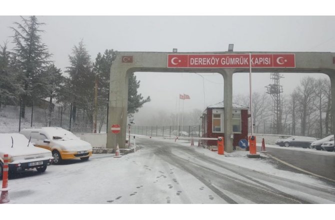 İstanbul’un yanı başı bembeyaz