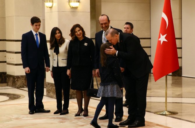 Lübnan Büyükelçisini kabul etti