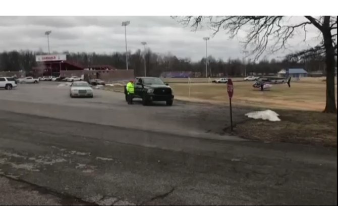 LİSEYE YAPILAN SALDIRIDA 2 KİŞİ ÖLDÜ, 19 KİŞİ YARALANDI