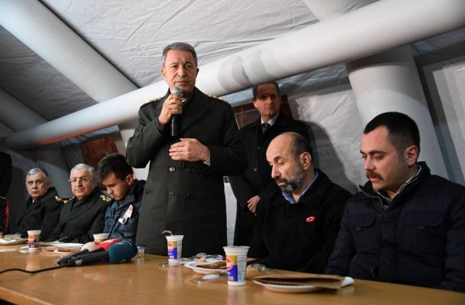 AKAR ŞEHİT EVİNİ ZİYARET ETTİ