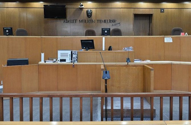 ADANA'DA FETÖ SANIĞI ESKİ HAKİME HAPİS CEZASI