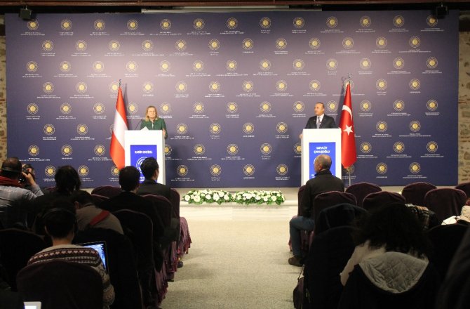 DIŞİŞLERİ BAKANI ÇAVUŞOĞLU’NDAN ‘LEOPARD’ TANK AÇIKLAMASI