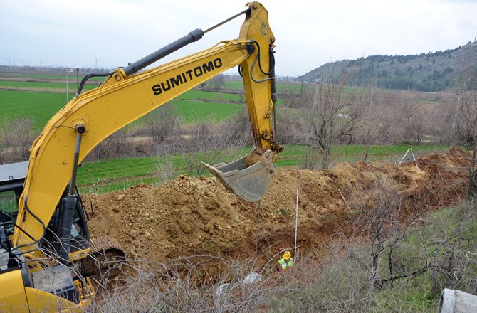 KUMAŞIR’DA KANALİZASYON ÇALIŞMALARI BAŞLADI