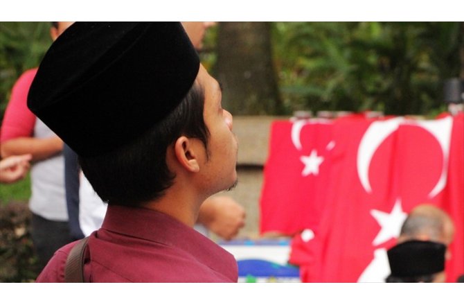 Malezya’da Zeytin Dalı Harekatı'nın başarısı için hacet namazı