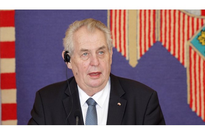 Çekya'da cumhurbaşkanlığı seçimini Zeman kazandı