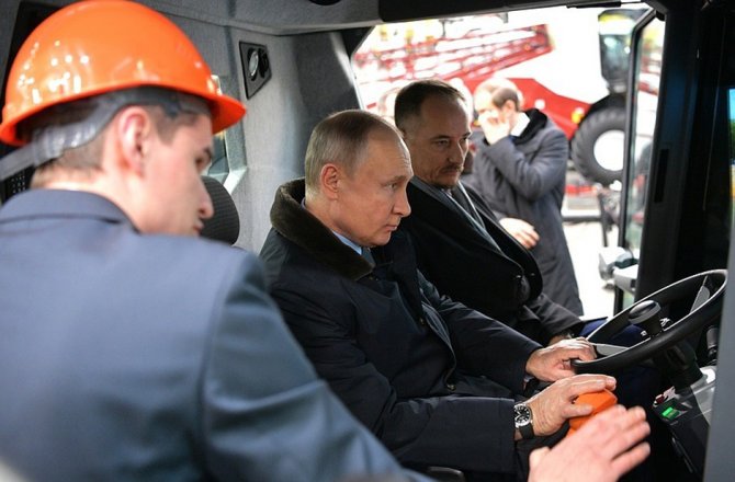 PUTİN: ''TRAKTÖR ŞOFÖRÜ OLACAĞIM”