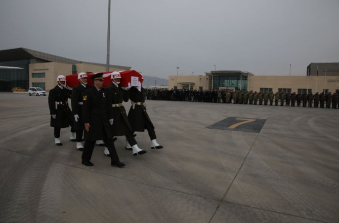 AFRİN ŞEHİDİNİN NAAŞI MEMLEKETİ ELAZIĞ’A GETİRİLDİ