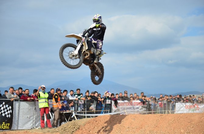 KUMLUCA ENDURO MOTOR YARIŞLARI SONA ERDİ