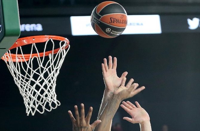 DARÜŞŞAFAKA, İSPANYA DEPLASMANINDA