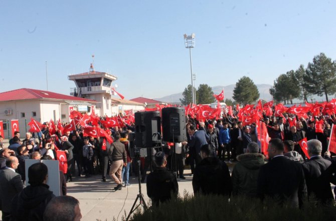 SİİRTLİLER, MEHMETÇİK’LERİ AFRİN’E UĞURLADI