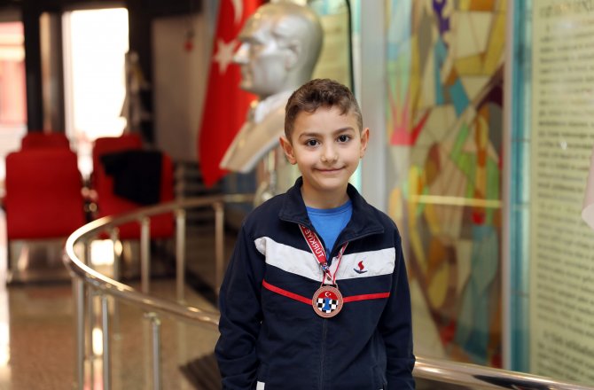 KUTAY SAKMAK SATRANÇTA “ULUSAL TAKIM HAVUZU”NA GİRDİ