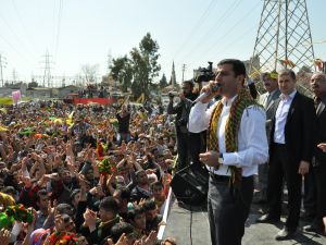 Demirtaş: Önce Eşit Olalım, Kardeş Olmak Kolay