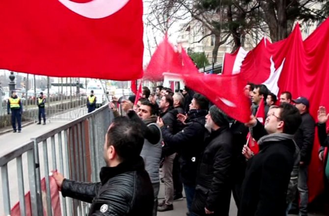 GERÇEKLERİ TERÖR ÖRGÜTÜ YANDAŞLARININ YÜZLERİNE HAYKIRDILAR!