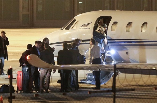 TAHLİYE EDİLEN DENİZ YÜCEL, ALMANYA'YA GİTTİ