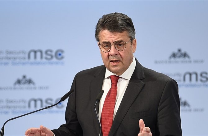 ALMANYA DIŞİŞLERİ BAKANI GABRİEL: DOĞU GUTA’DA 400 BİN İNSAN DRAMATİK ŞARTLARDA KUŞATMA ALTINDA