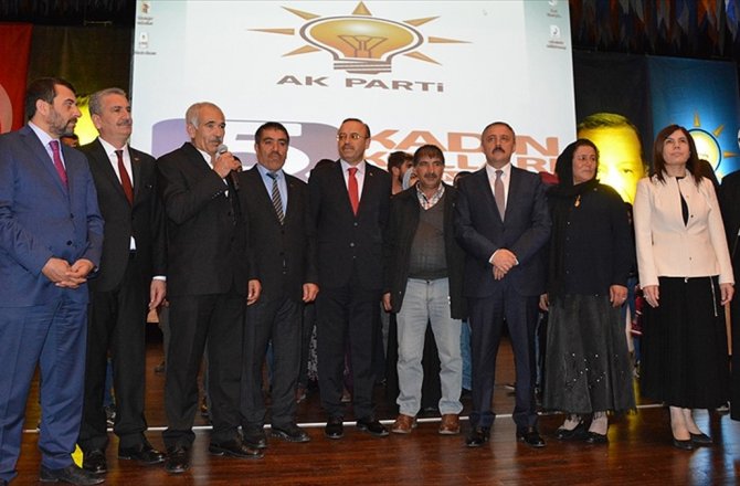 CHP'DEN İSTİFA EDİP AK PARTİ'YE GEÇTİLER