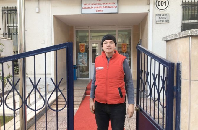ASKERE GİDEBİLMEK İÇİN 42 KİLO VERDİ