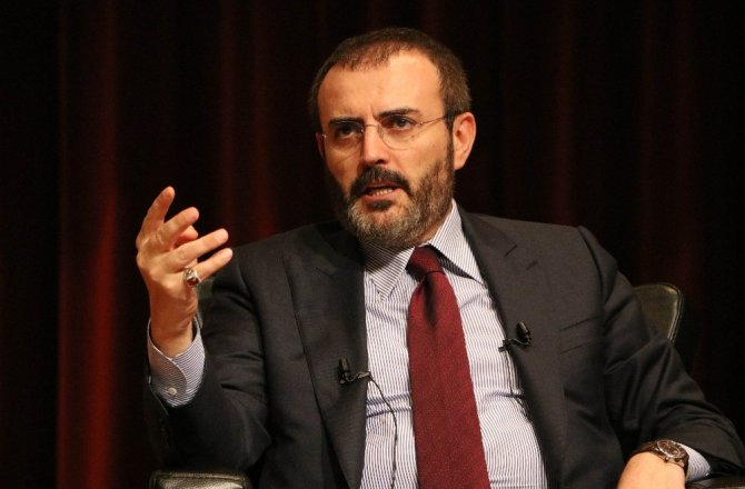 MAHİR ÜNAL AÇIKLADI: FETÖ, RESTORASYON BAHANESİYLE YAVUZ SULTAN SELİM’İN KAFTANINI AMERİKA’YA GÖTÜRMEK İSTEMİŞ