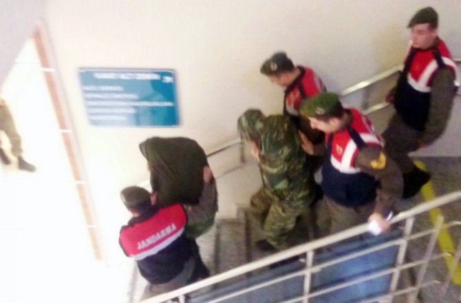 YUNAN BAKAN: "ASKERLER KONUSU AB İLİŞKİLERİNİ ETKİLER"