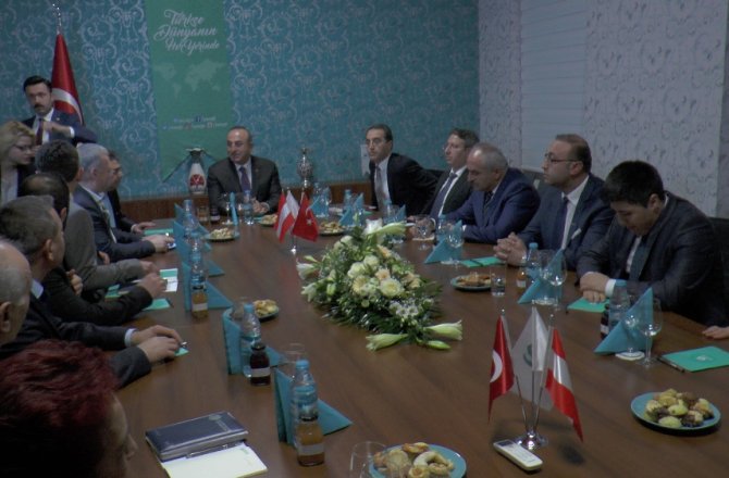 ÇAVUŞOĞLU, YUNUS EMRE ENSTİTÜSÜ AÇILIŞ TÖRENİNE KATILDI