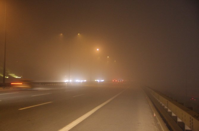 İSTANBUL’DA GECE BOYUNCA SİS ETKİLİ OLDU
