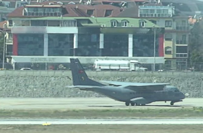 DÜŞEN UÇAKTA ÖLENLERİN CANSIZ BEDENLERİ İSTANBUL’DA