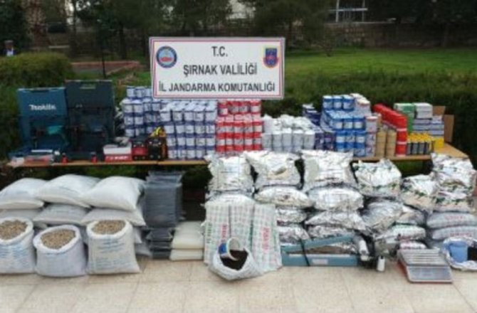 ŞIRNAK’TA 154 BİN LİRA DEĞERİNDE KAÇAK MALZEME ELE GEÇİRİLDİ