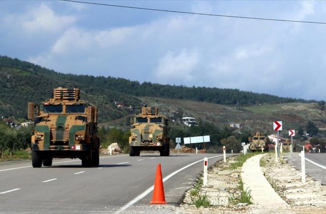 SINIRA TAKVİYE AMAÇLI KOMANDOLAR SEVK EDİLDİ