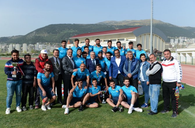 TÜSF 1. LİGİ MÜSABAKALARININ KAZANANI DİCLE ÜNİVERSİTESİ OLDU