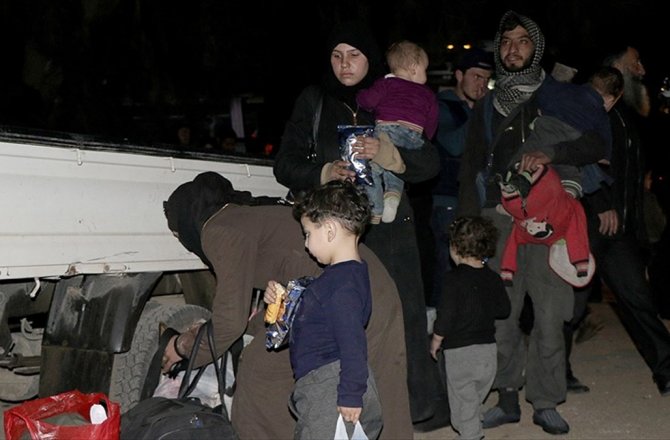 DOĞU GUTA'DAN ZORUNLU TAHLİYELER SÜRÜYOR